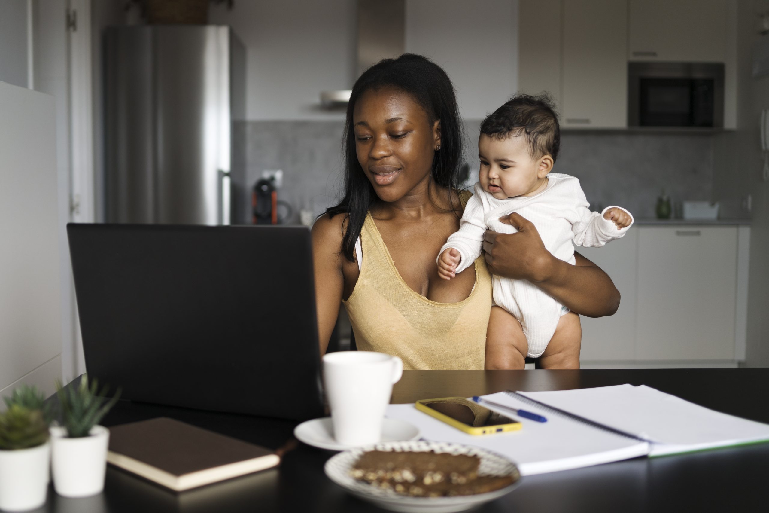 How to Start Making Money Online as a New Mum